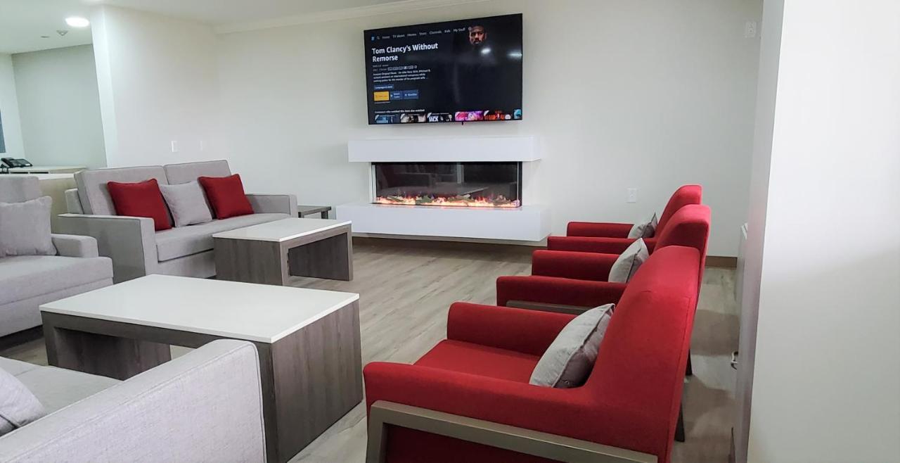 Ramada By Wyndham Miramichi New Brunswick Hotell Exteriör bild