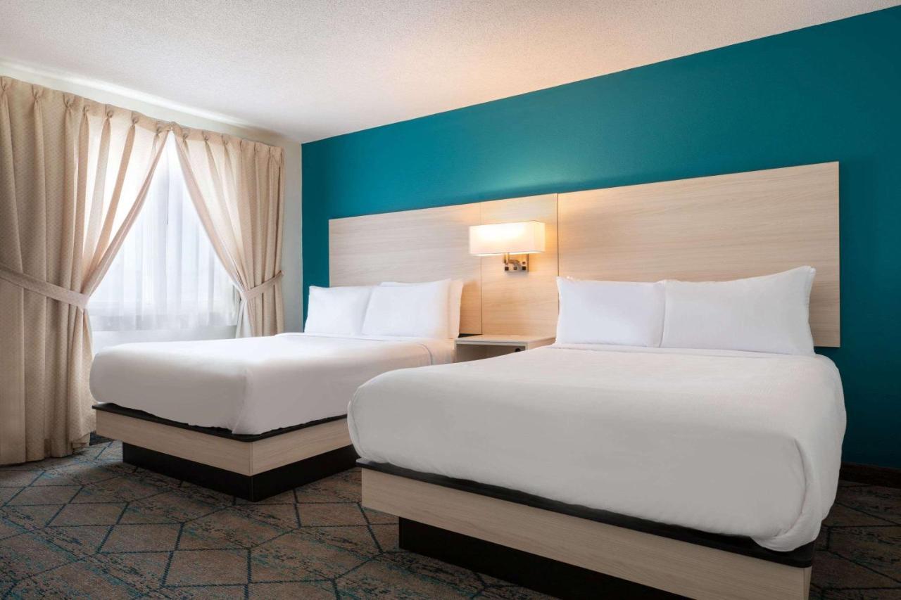 Ramada By Wyndham Miramichi New Brunswick Hotell Exteriör bild