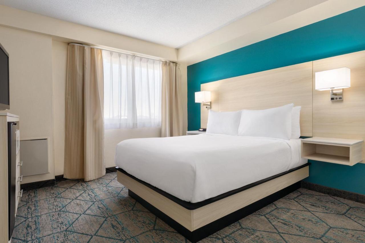 Ramada By Wyndham Miramichi New Brunswick Hotell Exteriör bild